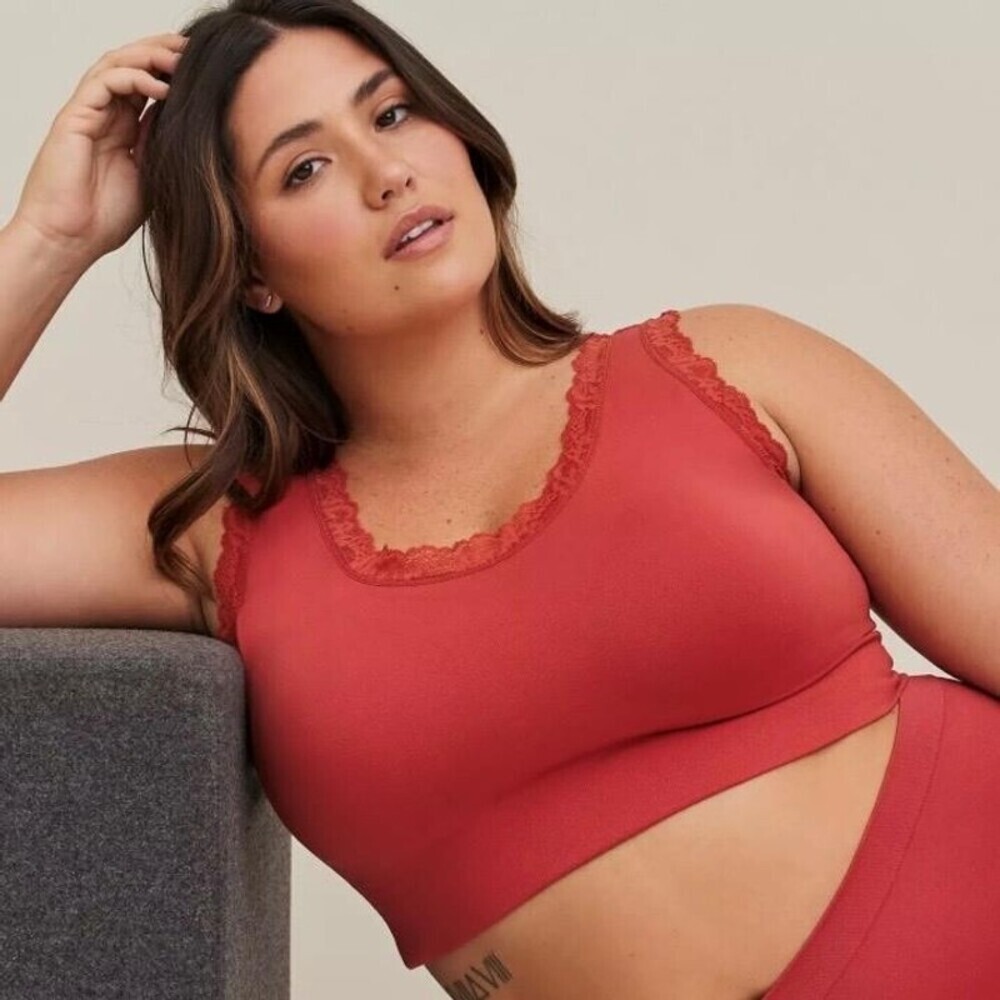Torrid Flirt Scoop Bralette Womens 3X Red Lightly Lined Lace Trim Padded NEW